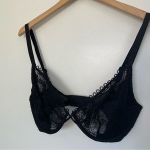Victoria’a Secret Black Lace Bra Size 34 DDD